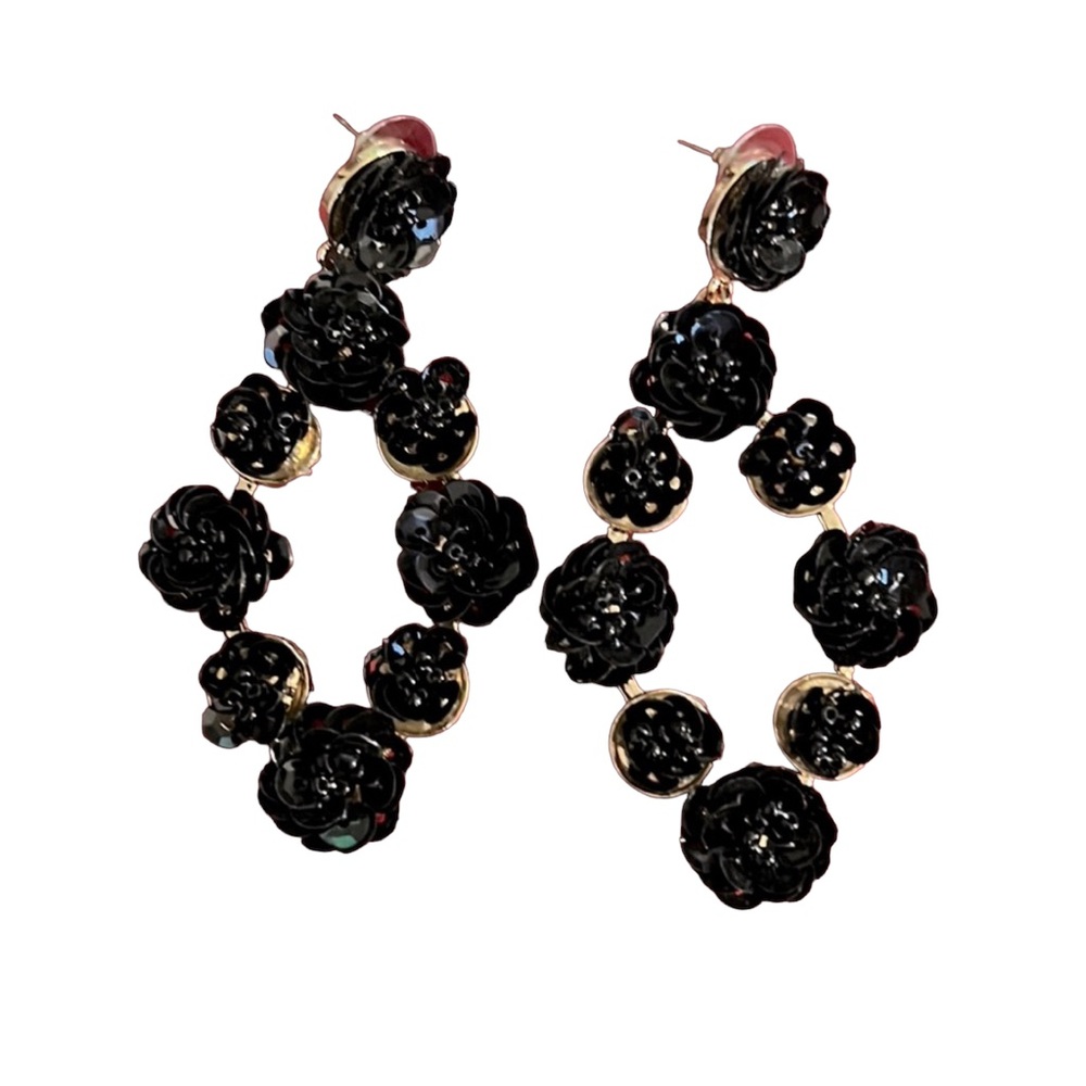 Earrings. POST TOP ORO holiday earrings